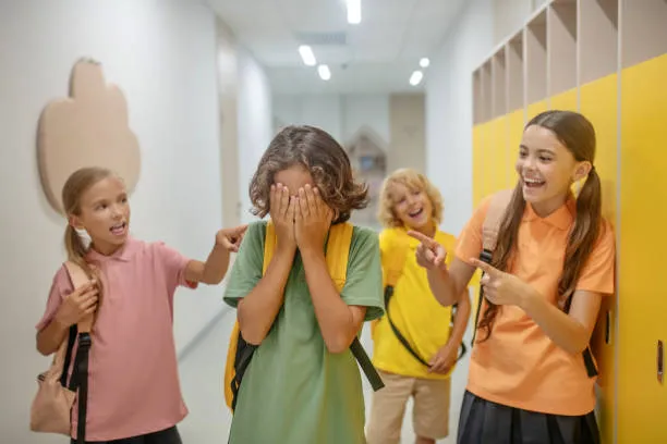 تعديل سلوك الطفل العنيد والعنيف